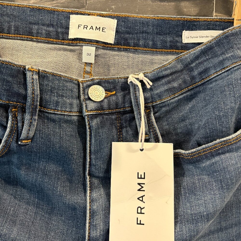 FRAME Le Silvie Slender Straight Women's Denim Size 32- New with Tags
